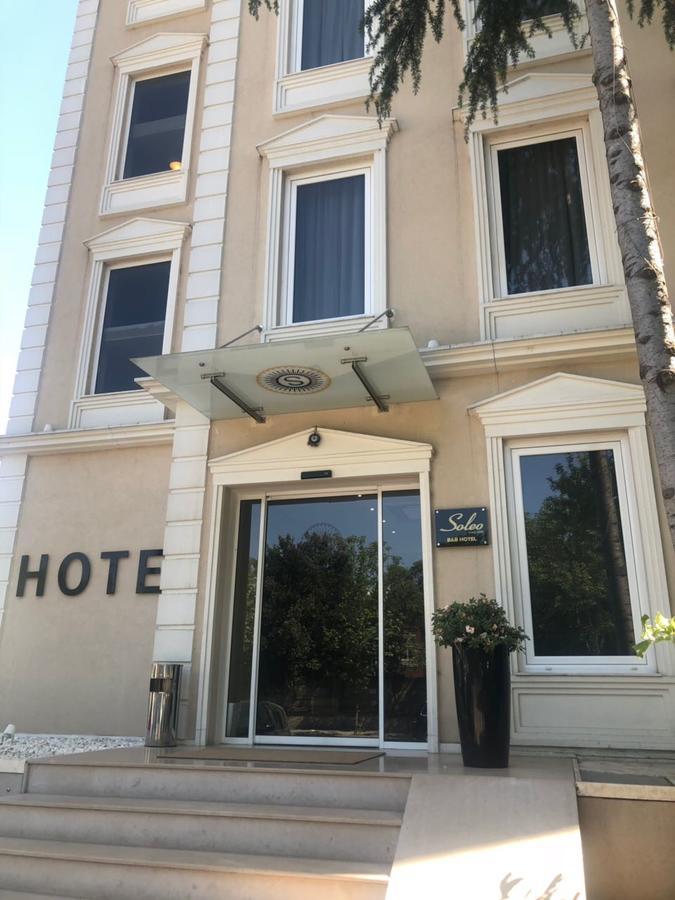 Soleo Hotel Тирана Екстериор снимка
